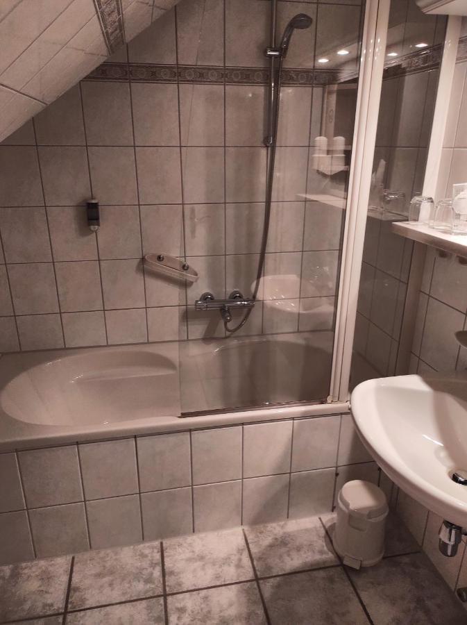 Hotel Weinhof Gross Mackenstedt 施图尔 客房 照片