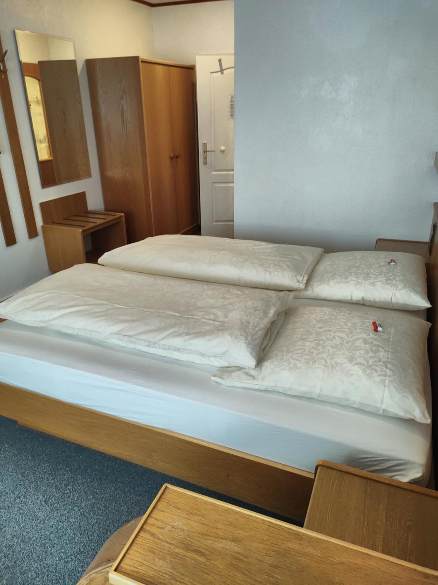 Hotel Weinhof Gross Mackenstedt 施图尔 客房 照片
